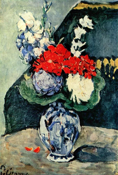 Small Delft vase with flowers